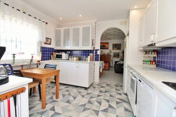 Chalet en Barrio Avenida Habaneras - Curva de Palangre