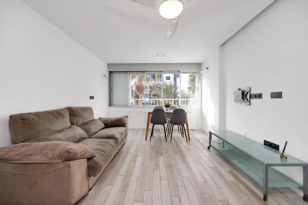 Piso en avenida de las Olas s/n