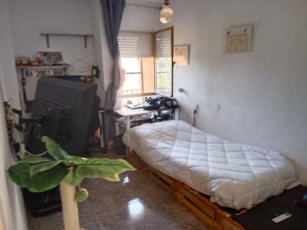 Piso en calle Abogados de Atocha, 31