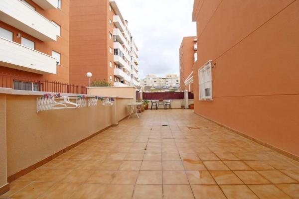 Casa independiente en calle Alberto Asencio Gonzalvez