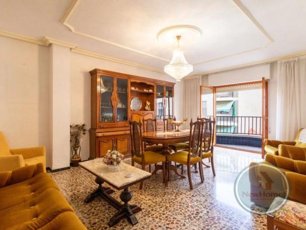 Piso en calle Poeta Miguel Hernandez