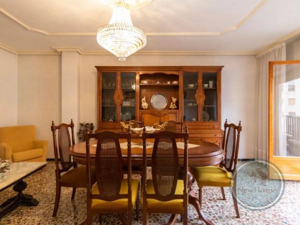 Piso en calle Poeta Miguel Hernandez