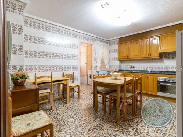 Piso en calle Poeta Miguel Hernandez