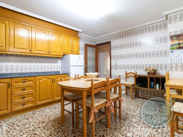 Piso en calle Poeta Miguel Hernandez