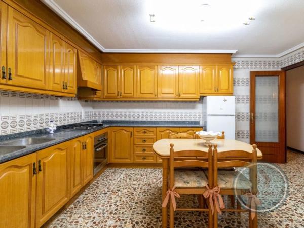 Piso en calle Poeta Miguel Hernandez