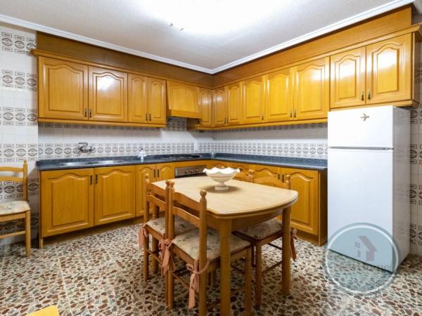 Piso en calle Poeta Miguel Hernandez