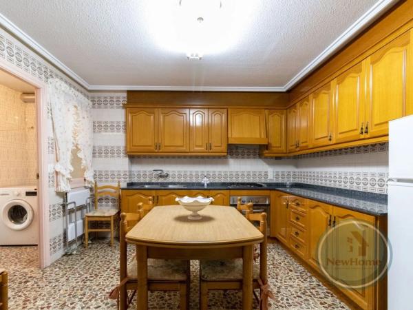 Piso en calle Poeta Miguel Hernandez