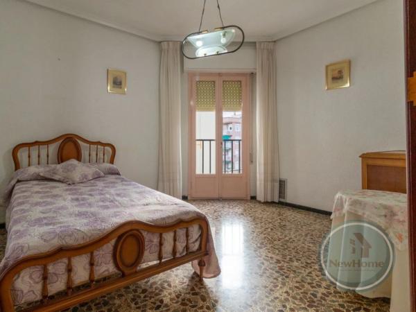 Piso en calle Poeta Miguel Hernandez