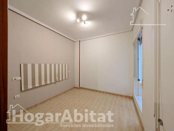 Piso en avenida Sant Francesc