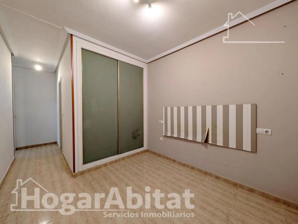 Piso en avenida Sant Francesc