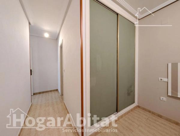 Piso en avenida Sant Francesc