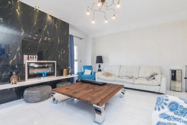 Casa independiente en calle Bahia