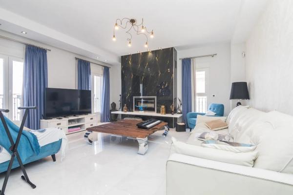 Casa independiente en calle Bahia