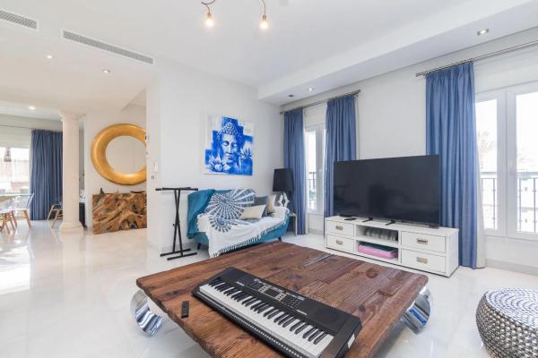 Casa independiente en calle Bahia