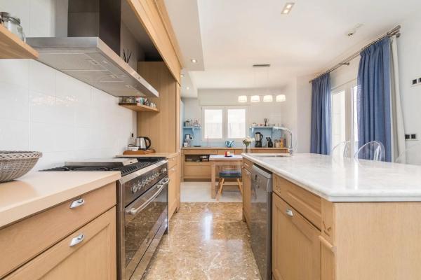 Casa independiente en calle Bahia