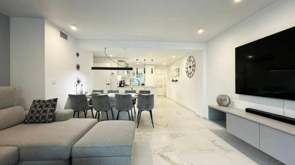 Piso en Arenales del Sol