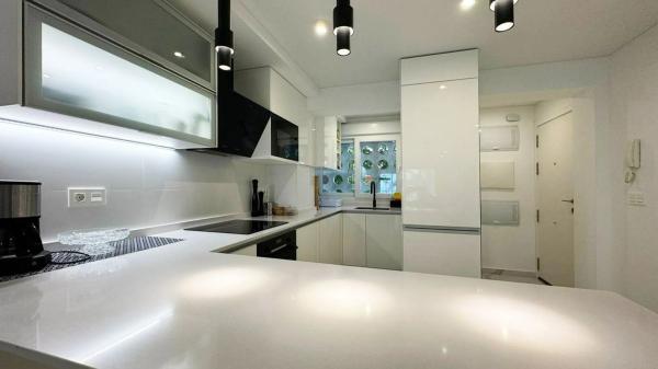 Piso en Arenales del Sol