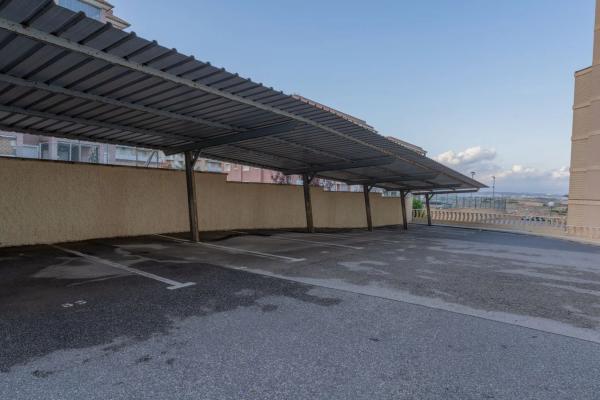 Piso en Arenales del Sol