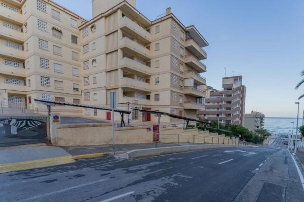 Piso en Arenales del Sol