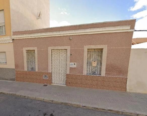 Casa independiente en calle Riu Xúquer