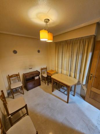 Piso en calle Cristóbal Sanz, 36