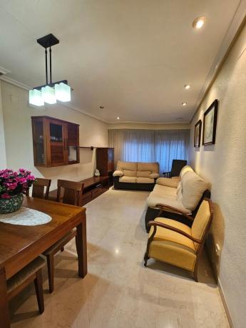 Piso en calle Cristóbal Sanz, 36