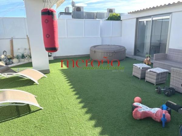 Ático en Barrio Zona Universidad