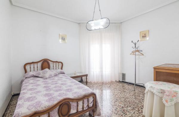 Piso en CL Poeta Miguel Hernandez