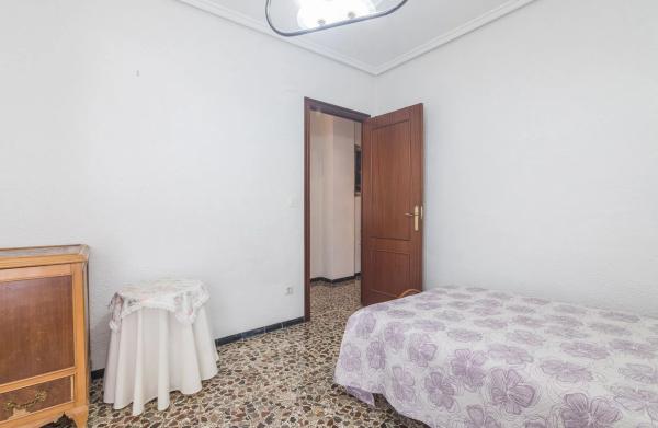 Piso en CL Poeta Miguel Hernandez