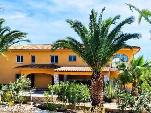 Chalet en calle de la Joventut