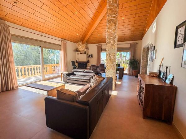 Chalet en calle de la Joventut