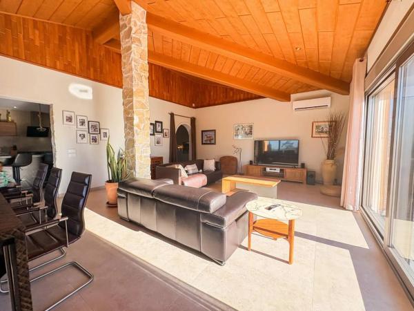 Chalet en calle de la Joventut