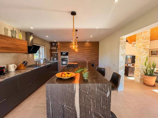 Chalet en calle de la Joventut