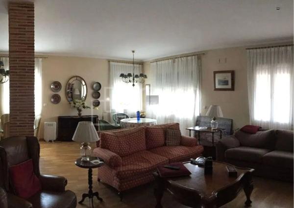 Casa independiente en calle Manuel Maciá Juan, 36