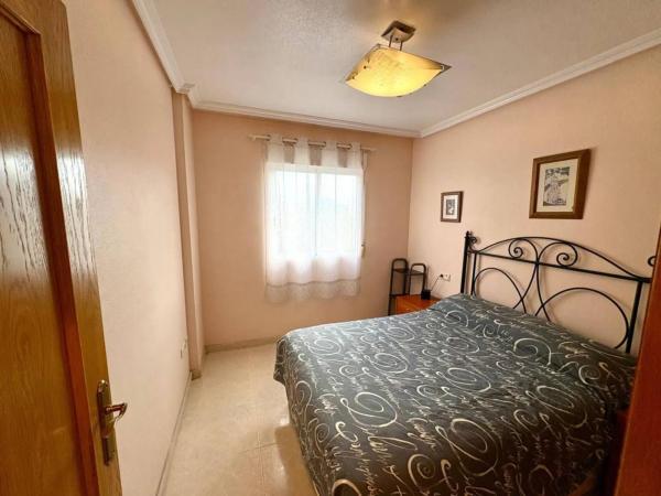 Piso en Arenales del Sol