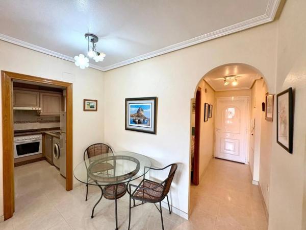 Piso en Arenales del Sol