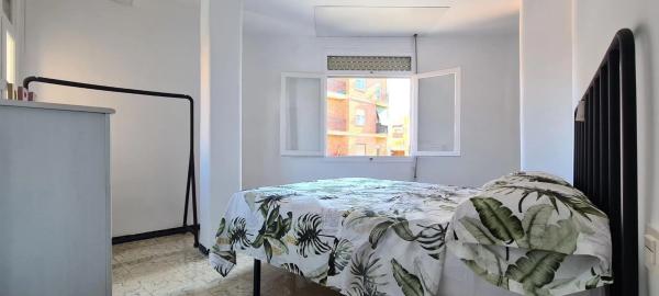 Piso en Barrio Raval de Santa Teresa-El Asilo