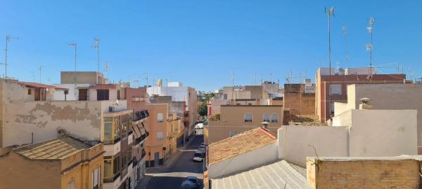 Piso en Barrio Raval de Santa Teresa-El Asilo