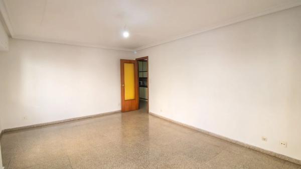 Piso en calle José Navarro Orts