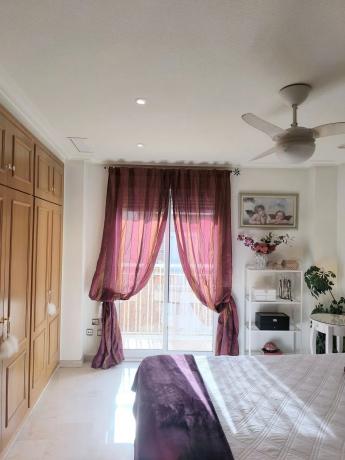 Piso en calle Daniel Fenoll Follana, 6