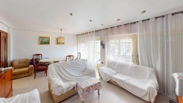 Piso en calle José Romero López