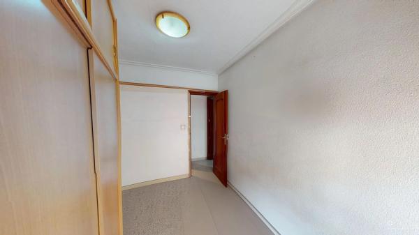 Piso en calle José Romero López