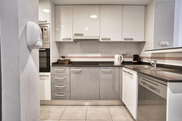 Piso en avenida del Mediterrani