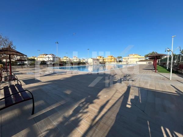 Casa independiente en calle Monte de Santa Pola, 35