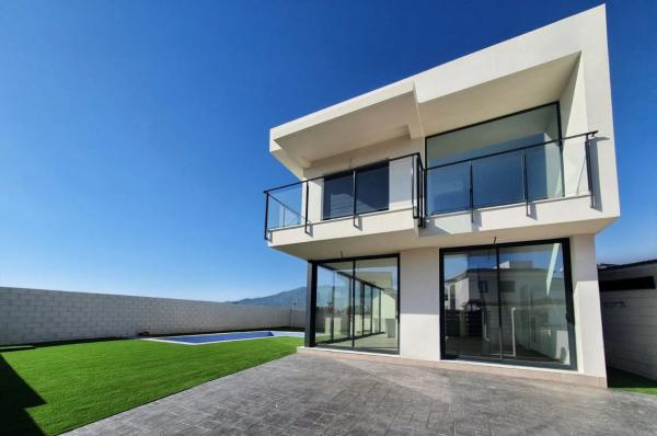 Casa independiente en Calle Malta s/n