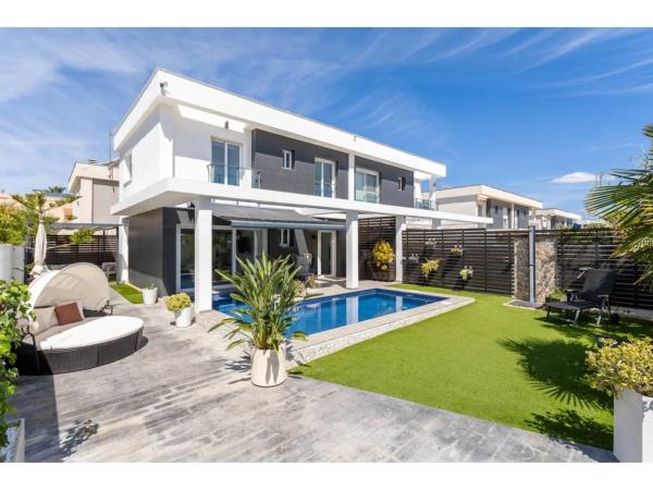 Chalet en calle Malta