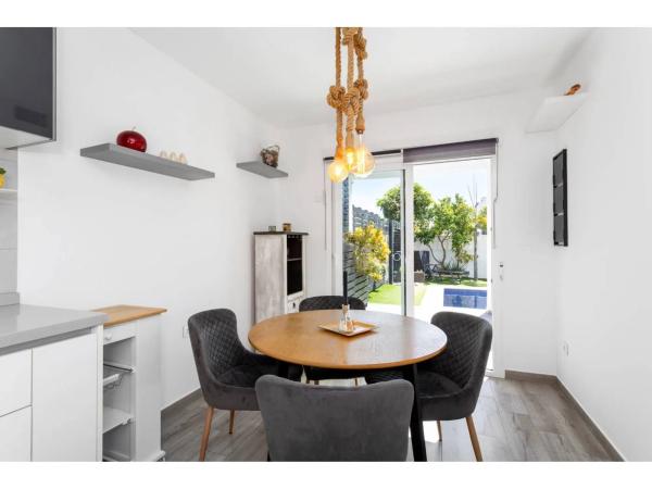 Chalet en calle Malta