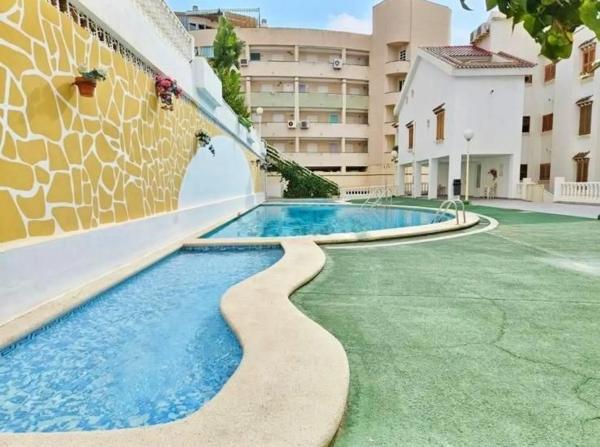 Piso en Calas de Santa Pola este