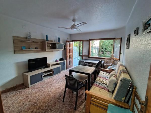 Casa independiente en avenida Albacete