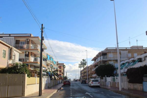Casa independiente en avenida Albacete